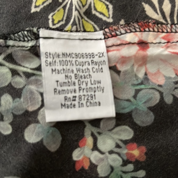 Johnny Was. Short sleeve top - Picture 7 of 8